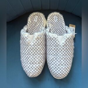 TOMS Gray Gingham Check Mallow Mule Slippers Size 9.5 NWT